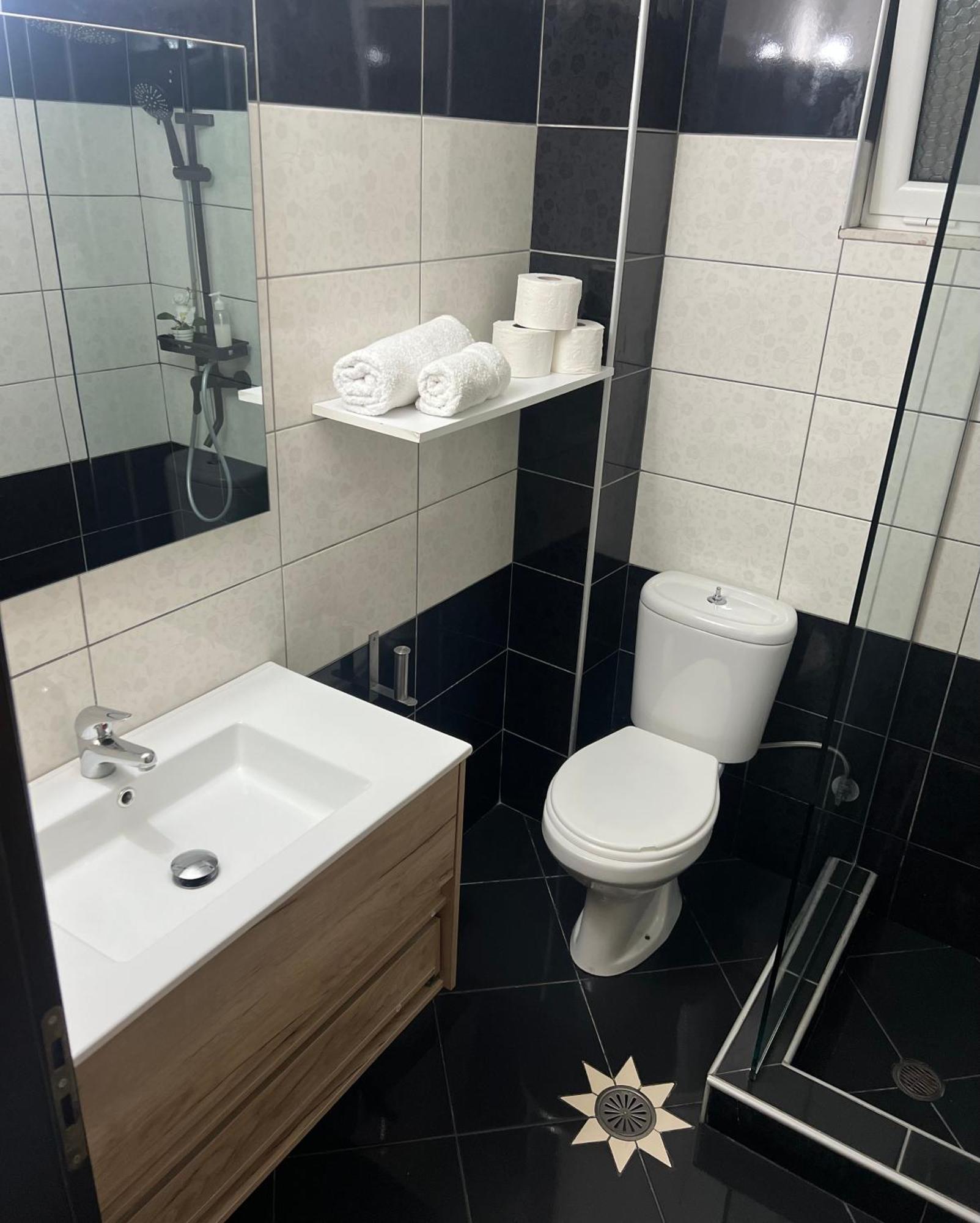Ansi Paradiso Apartaments Sarandë 외부 사진